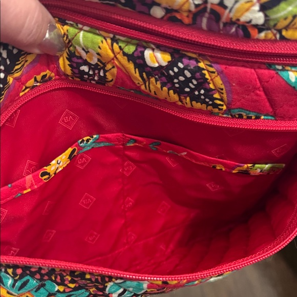 Vera Bradley Hot Pink quilted crossbody bag - Picture 6 of 6